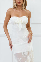 Pretty Moods Only Strapless Maxi Dress White